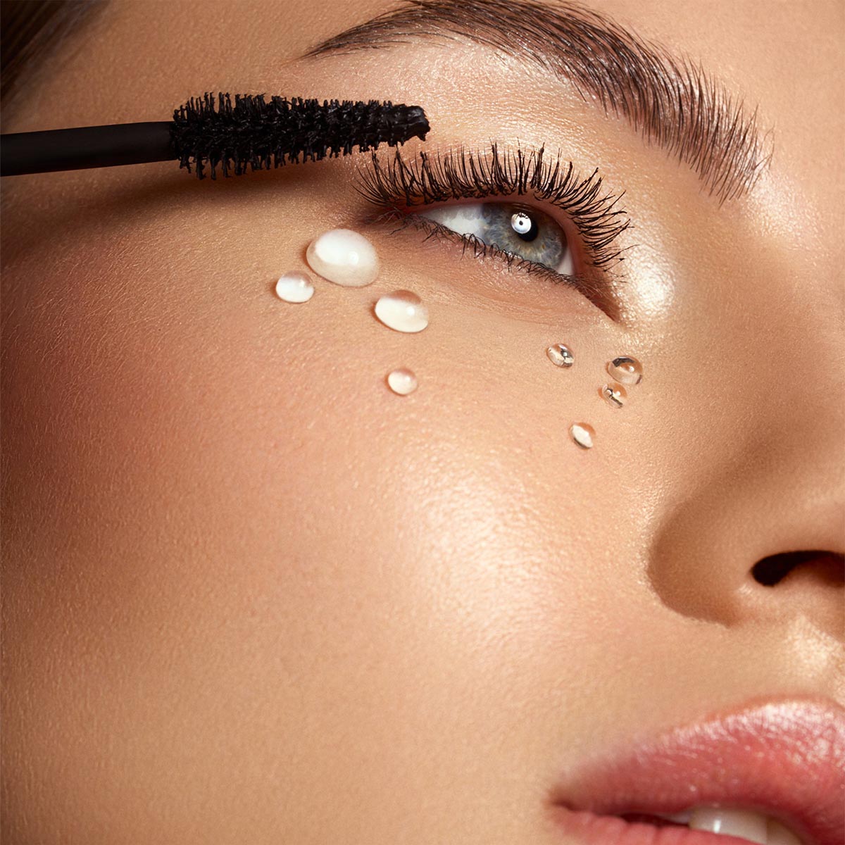 Mascara Subliminal X Volume Waterproof